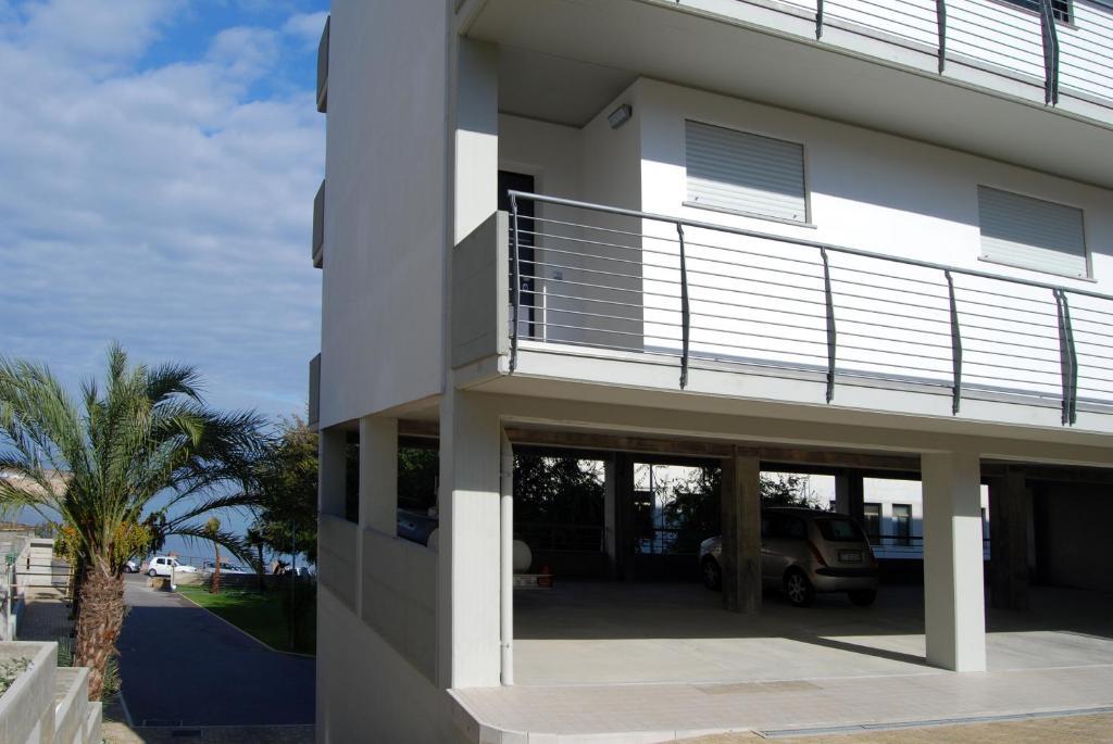 Residence Lungomare Porto Torres Exterior foto